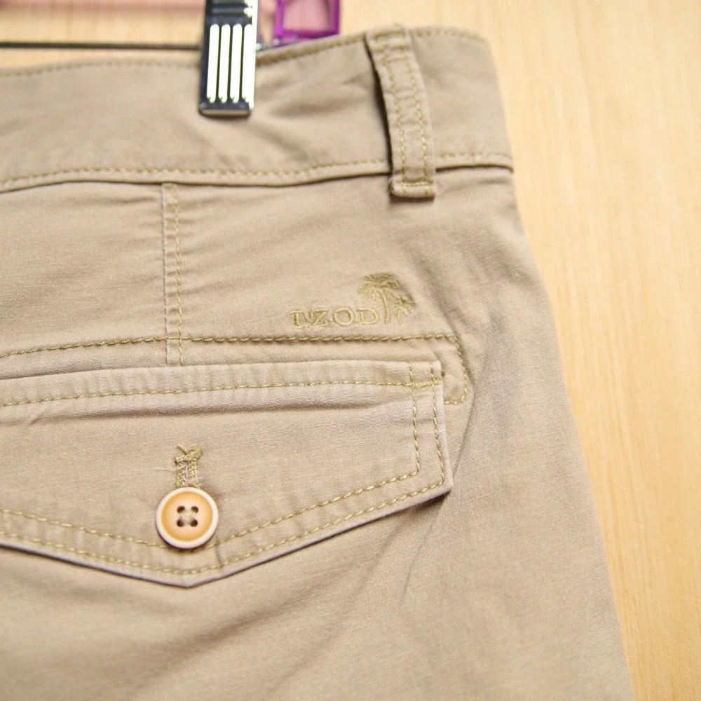 Izod Saltwater Stretch Mens Cargo Shorts Tan 34 Waist 10.5 Inseam Flat Front